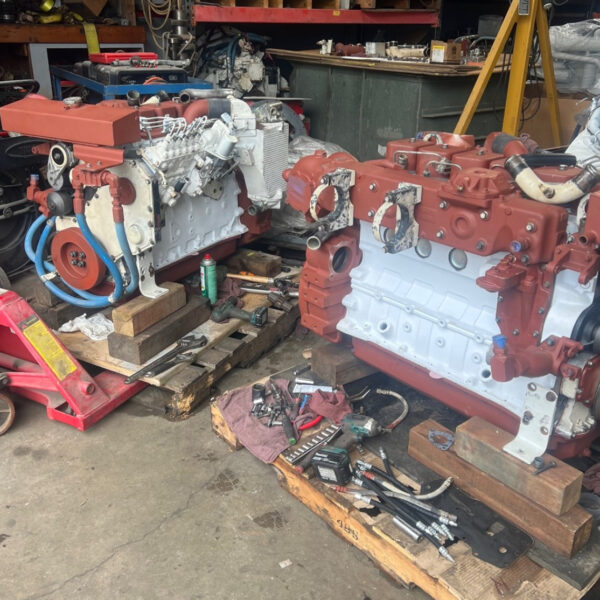Cummins 6BTA5.9 Pair 370HP-MEG5023