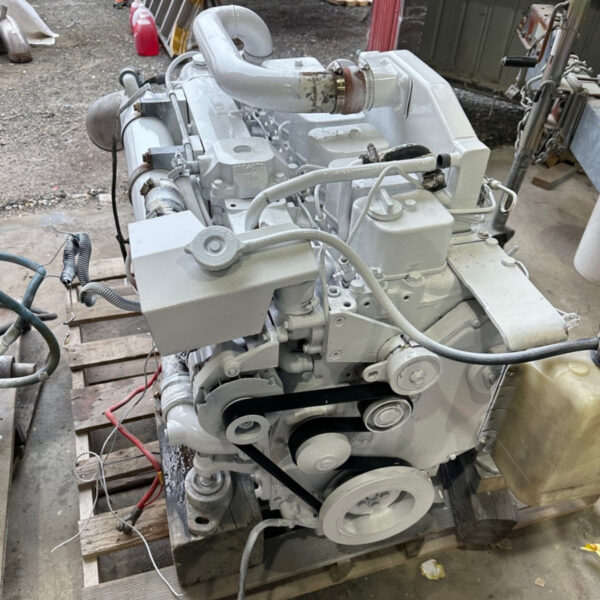 Cummins 6BTA 250HP-MEG5025