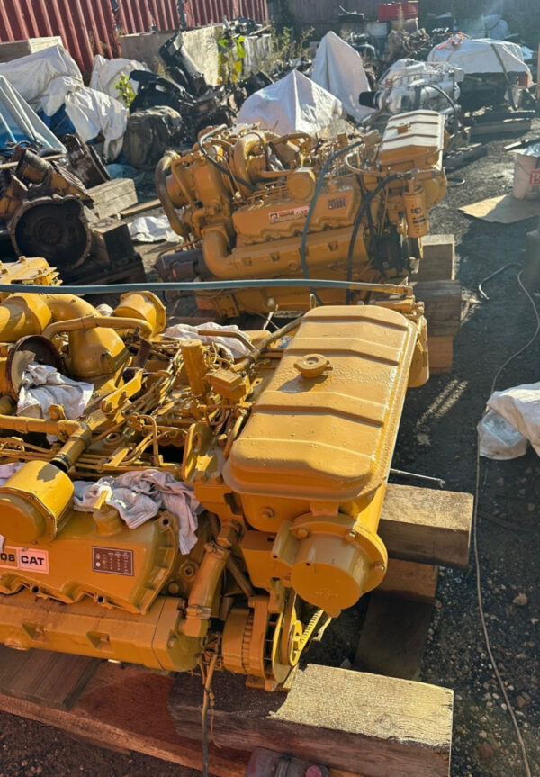 Caterpillar 3208DITA 300hp@2800 Pair with Gears-MEG5028 - Image 2