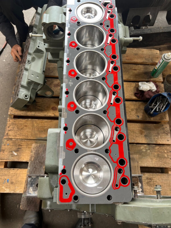 Cummins 6BTA5.9 Pair 370HP-MEG5023 - Image 2