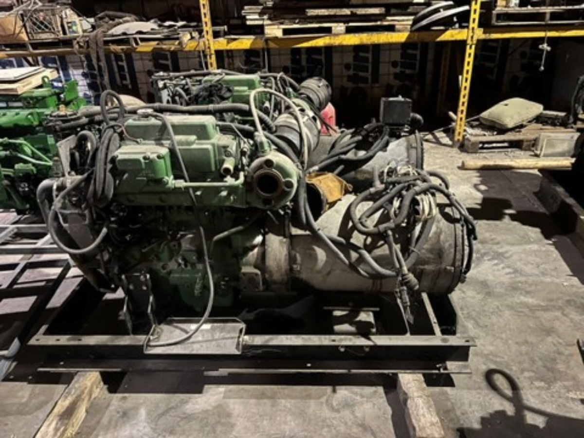 01-MEG5096 John Deere 4045, 100Kw Gensets-MEG5095